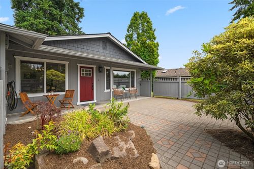 3901 190th Pl Sw, Lynnwood, WA, 98036-5716 | Card Image