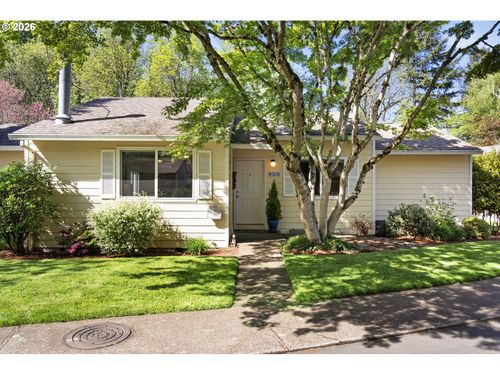 9305 Sw Brooks Bend Pl, Portland, OR, 97223-7174 | Card Image