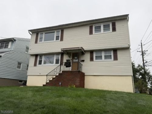 35 Sanford St, Clifton, NJ, 07011-3838 | Card Image