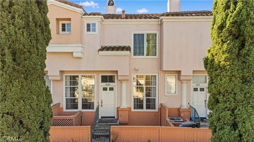 8125 E Santo Ct, Anaheim, CA, 92808 | Card Image