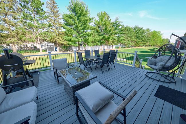 Deck | Image 29
