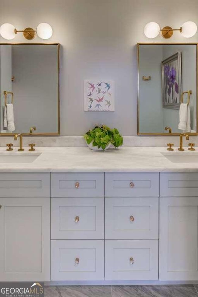 APT-21E - 2575 Peachtree Rd Ne, Condo with 2 bedrooms, 2 bathrooms and null parking in Atlanta GA | Image 16