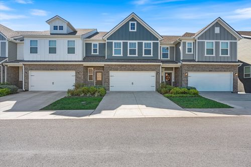 5045 Percival Dr, Gallatin, TN, 37066-2555 | Card Image