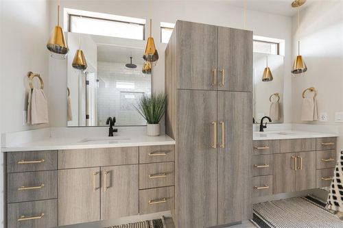 1169 Nw 57th St, Oklahoma City, OK, 73118-1223 | Card Image