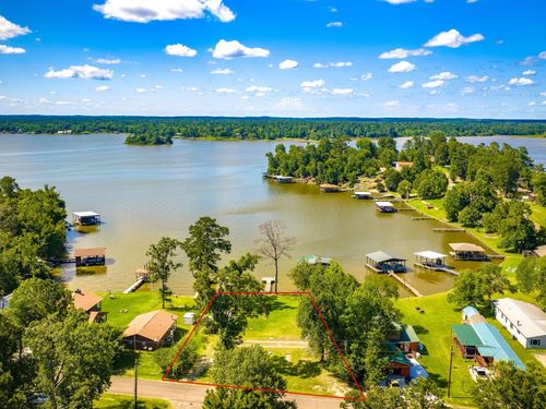 703 Lake Shore Drive, Trinity, TX, 75862 | Card Image