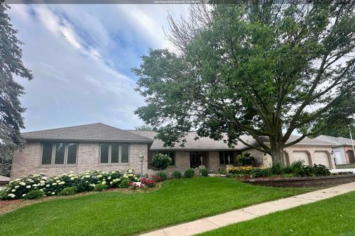 4908 Ravine Park Ln, Sioux City, IA, 51106-4512 | Card Image