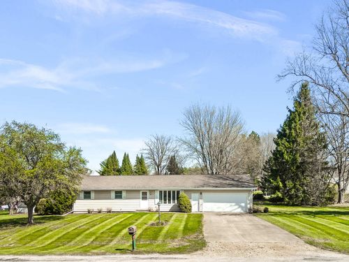 14735 Lunar Dr, Bloomington, IL, 61705-6903 | Card Image