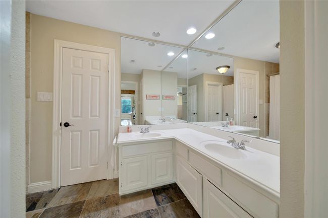 10 Featherfall Pl, House other with 4 bedrooms, 4 bathrooms and 2 parking in Spring TX | Image 29