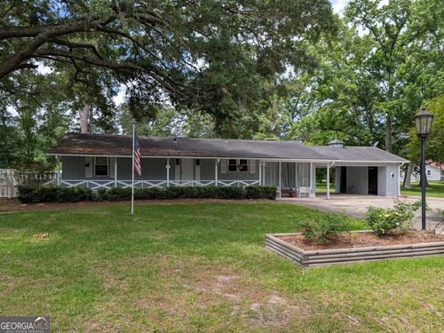642 Island Dr, Midway, GA, 31320-7323 | Card Image