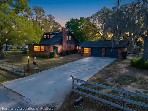 200 N Lotela Ave, Avon Park, FL, 33825-2806 | Card Image