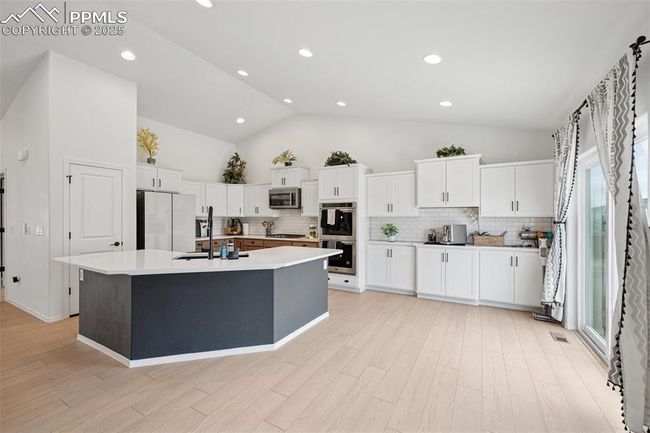 10862 Rolling Mesa Dr, House other with 4 bedrooms, 3 bathrooms and 3 parking in Falcon CO | Image 13