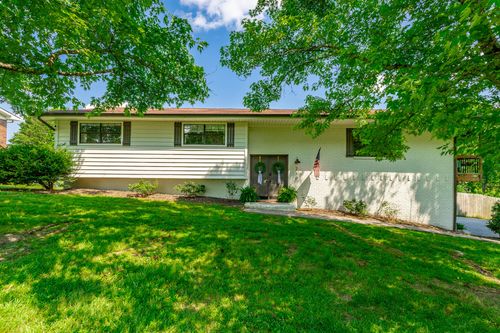 210 Larry Dr, Ringgold, GA, 30736-6412 | Card Image