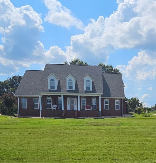 295 Point Rd, Muscle Shoals, AL, 35661-5143 | Card Image