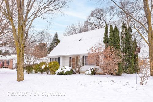 5475 George St, Saginaw, MI, 48603-3662 | Card Image