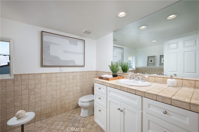 2130 Glenneyre St, House other with 2 bedrooms, 2 bathrooms and 2 parking in Laguna Beach CA | Image 20