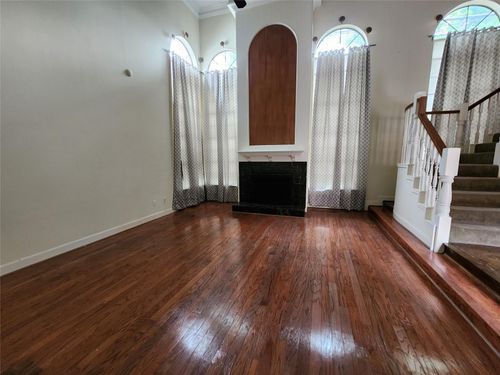 d-6105 Inwood Drive, Houston, TX, 77057 | Card Image