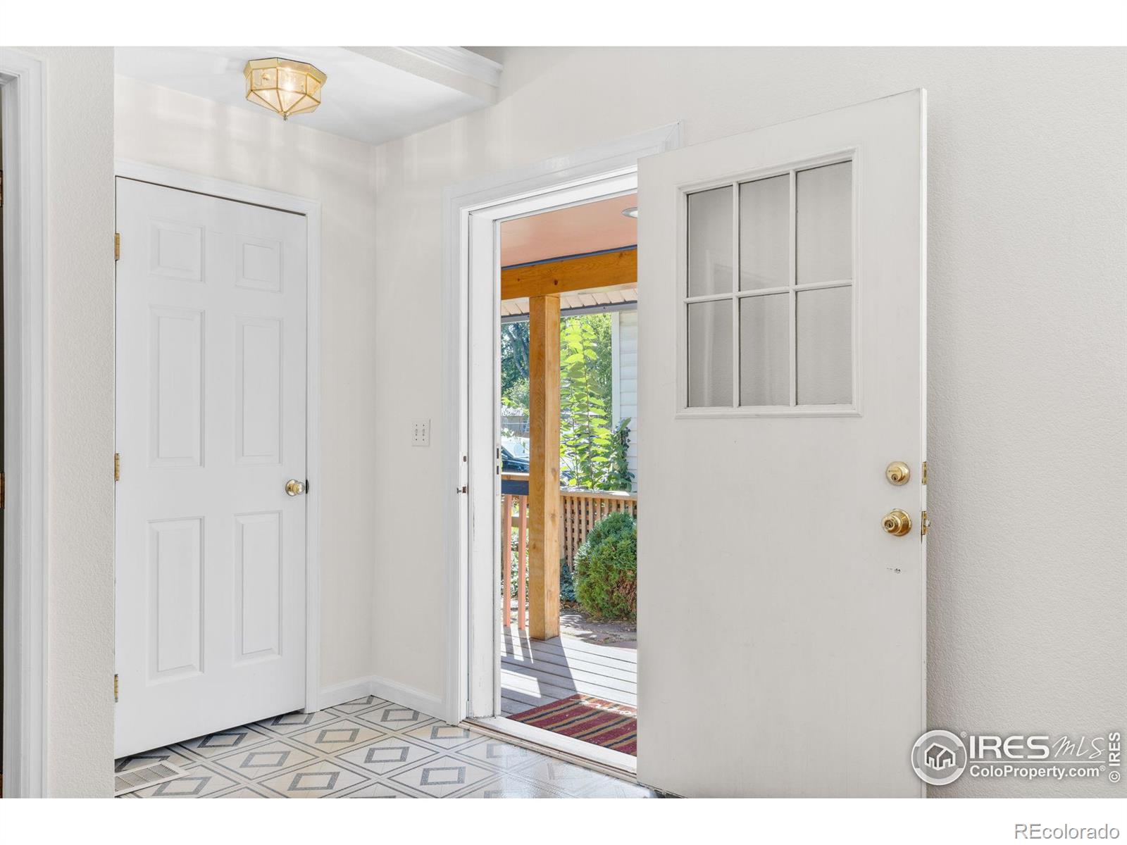 Alta St, Longmont, CO 80501