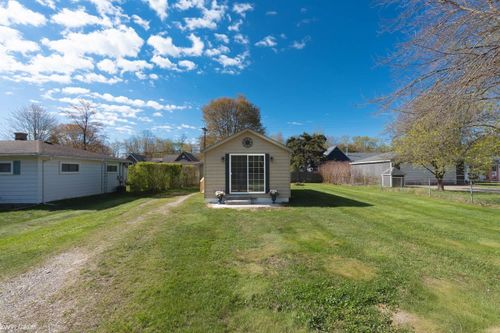 7340 Willow Ct, Lexington, MI, 48450-8925 | Card Image