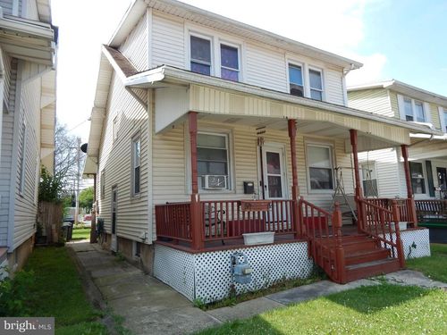 928 E Princess St, YORK, PA, 17403-2555 | Card Image