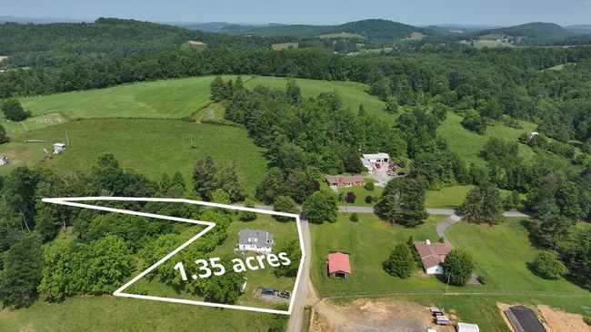 7760 Squirrel Spur Rd, House other with 4 bedrooms, 2 bathrooms and 1 parking in Meadows of Dan VA | Image 7