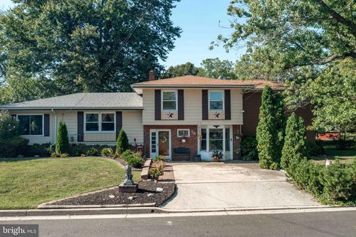 10 Delaware Dr, Salem, NJ, 08079-1615 | Card Image