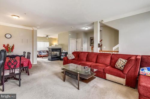42223 Terrazzo Ter, ALDIE, VA, 20105-2963 | Card Image