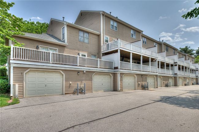 APT-4 - 3399 Post Rd, Condo with 2 bedrooms, 3 bathrooms and 4 parking in Warwick RI | Image 25