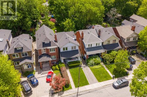 101 Deloraine Ave, Toronto, ON, M5M2B1 | Card Image