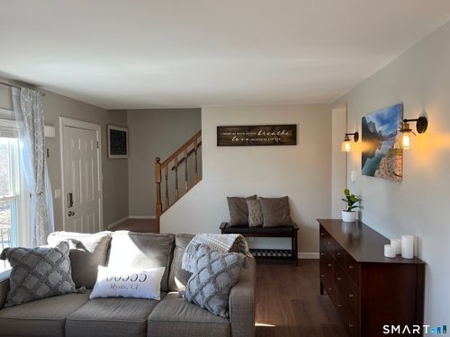 119 Crest Dr, Mystic, CT, 06355-1340 | Card Image