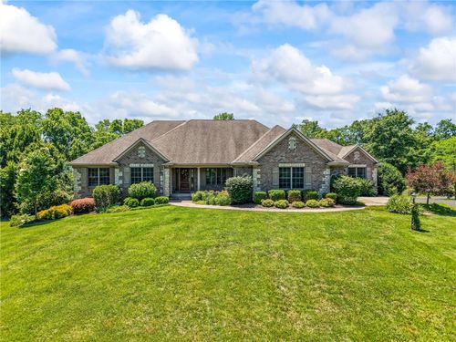 8099 Dry Run Cir, Germantown, OH, 45327-8802 | Card Image