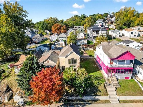 2128 Summit St, Kansas City, MO, 64108-2127 | Card Image