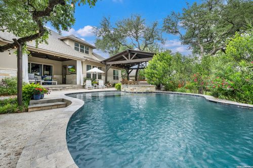 10233 Headwind, Boerne, TX, 78006-8671 | Card Image