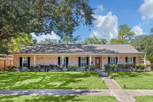 10902 Mullins Dr, Houston, TX, 77096-6122 | Card Image