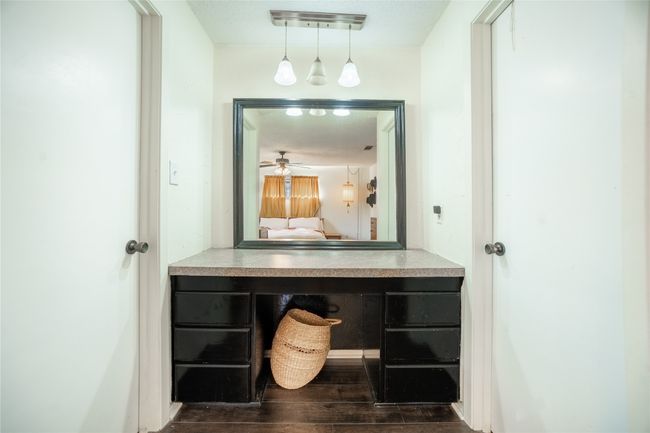 Ensuite bathroom with wood finished floors and ensuite bathroom | Image 13