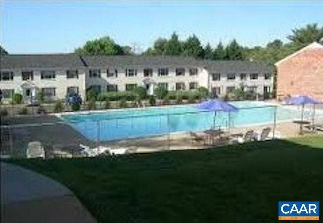 APT-2 - 111 Hessian Hills Rdg, Condo with 2 bedrooms, 1 bathrooms and null parking in CHARLOTTESVILLE VA | Image 5