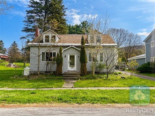 12 Elm St, Cherry Valley, NY, 13320-3725 | Card Image
