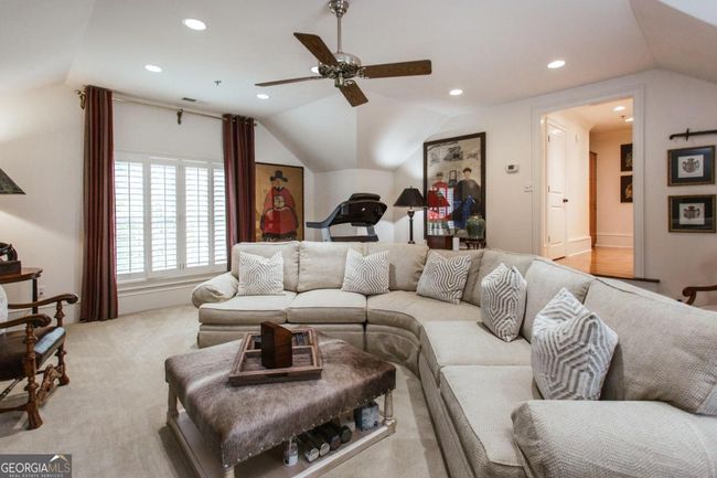 APT-5 - 1819 S Lumpkin St, House other with 4 bedrooms, 5 bathrooms and 2 parking in Athens GA | Image 38