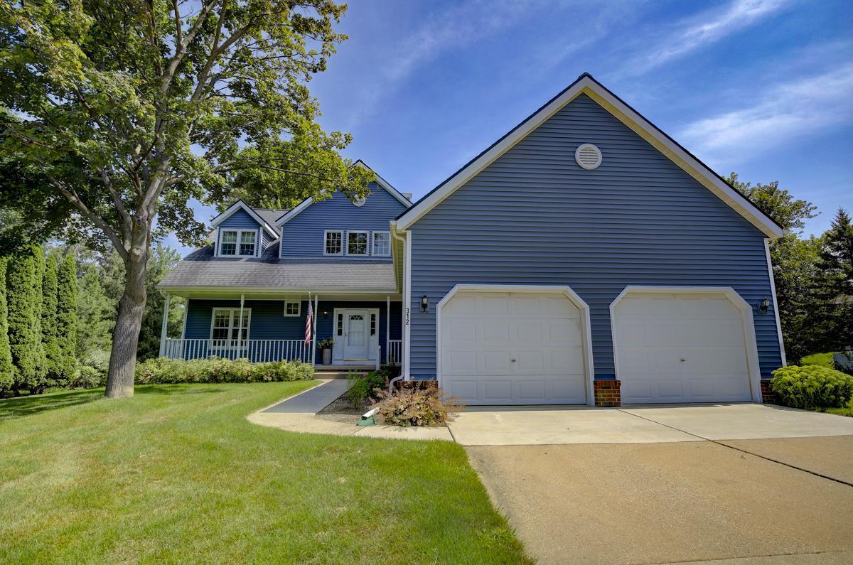 Stoneheath End , Cottage Grove, WI 53527