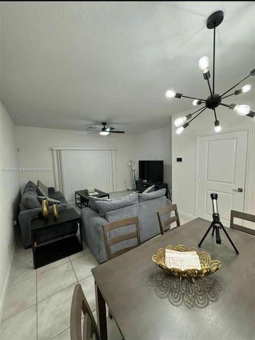 2820 Nw 180th St, Miami Gardens, FL, 33056-3482 | Card Image