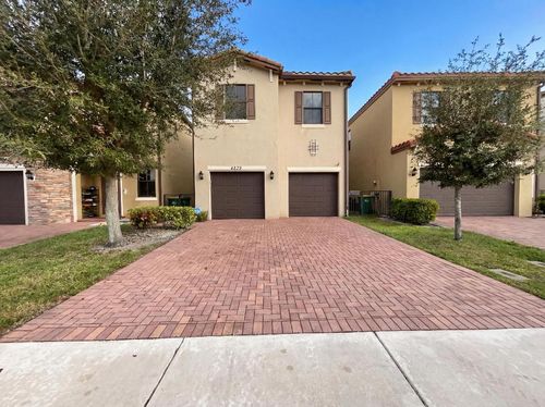 4879 Nw 55th Pl, Fort Lauderdale, FL, 33319-2493 | Card Image