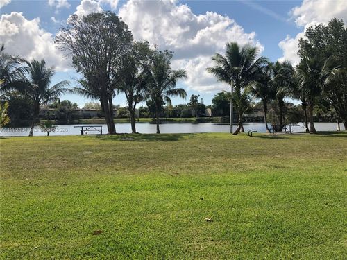 6713 Sw 112th Ct, Miami, FL, 33173-1942 | Card Image