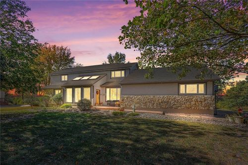 15422 Long St, Overland Park, KS, 66221-2376 | Card Image