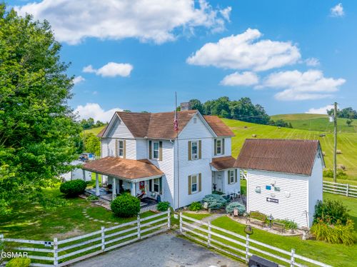 871 Hinkle Rd, Dandridge, TN, 37725-4119 | Card Image