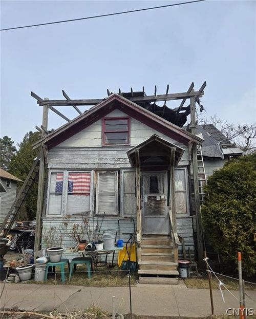 240 W Main St, Frankfort, NY, 13340-1010 | Card Image