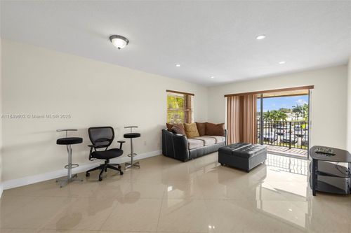 243-10401 Sw 108th Ave, Miami, FL, 33176 | Card Image