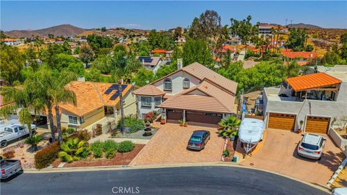 22960 Lassen Dr, Canyon Lake, CA, 92587-7941 | Card Image
