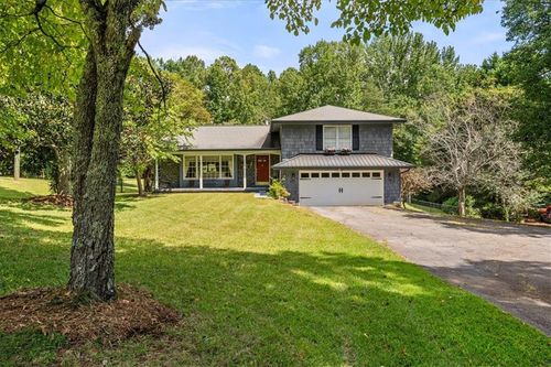 1033 Davenport Cir, Powder springs, GA, 30127-8303 | Card Image