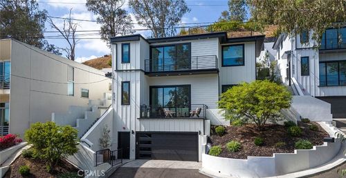 6561 Pickwick St, LOS ANGELES, CA, 90042-1551 | Card Image