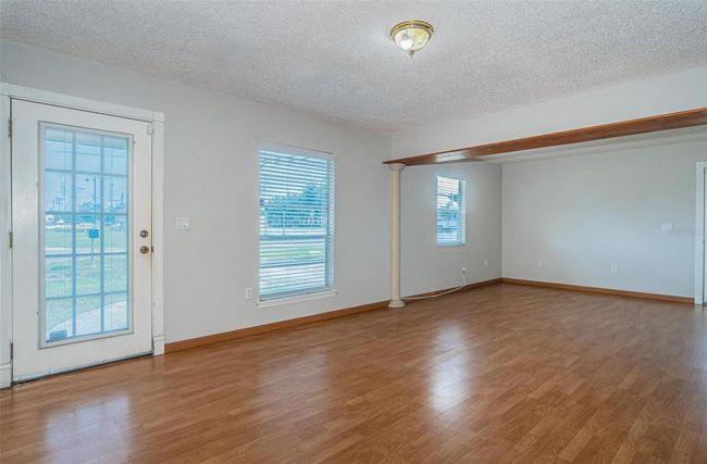 kitchen/ breakroom | Image 22