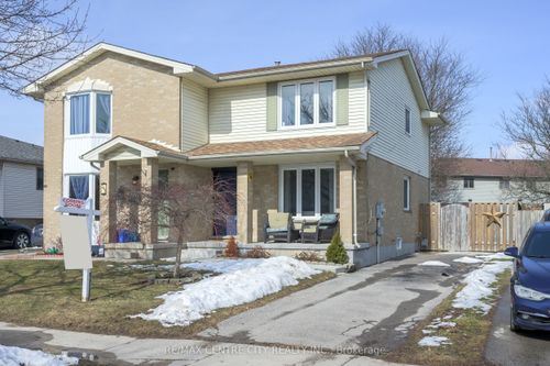 245 Martinet Ave, London, ON, N5V4B2 | Card Image